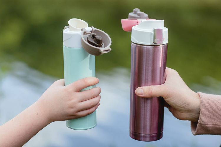 Minum Air Putih Setidaknya 2 Liter dalam 1 hari