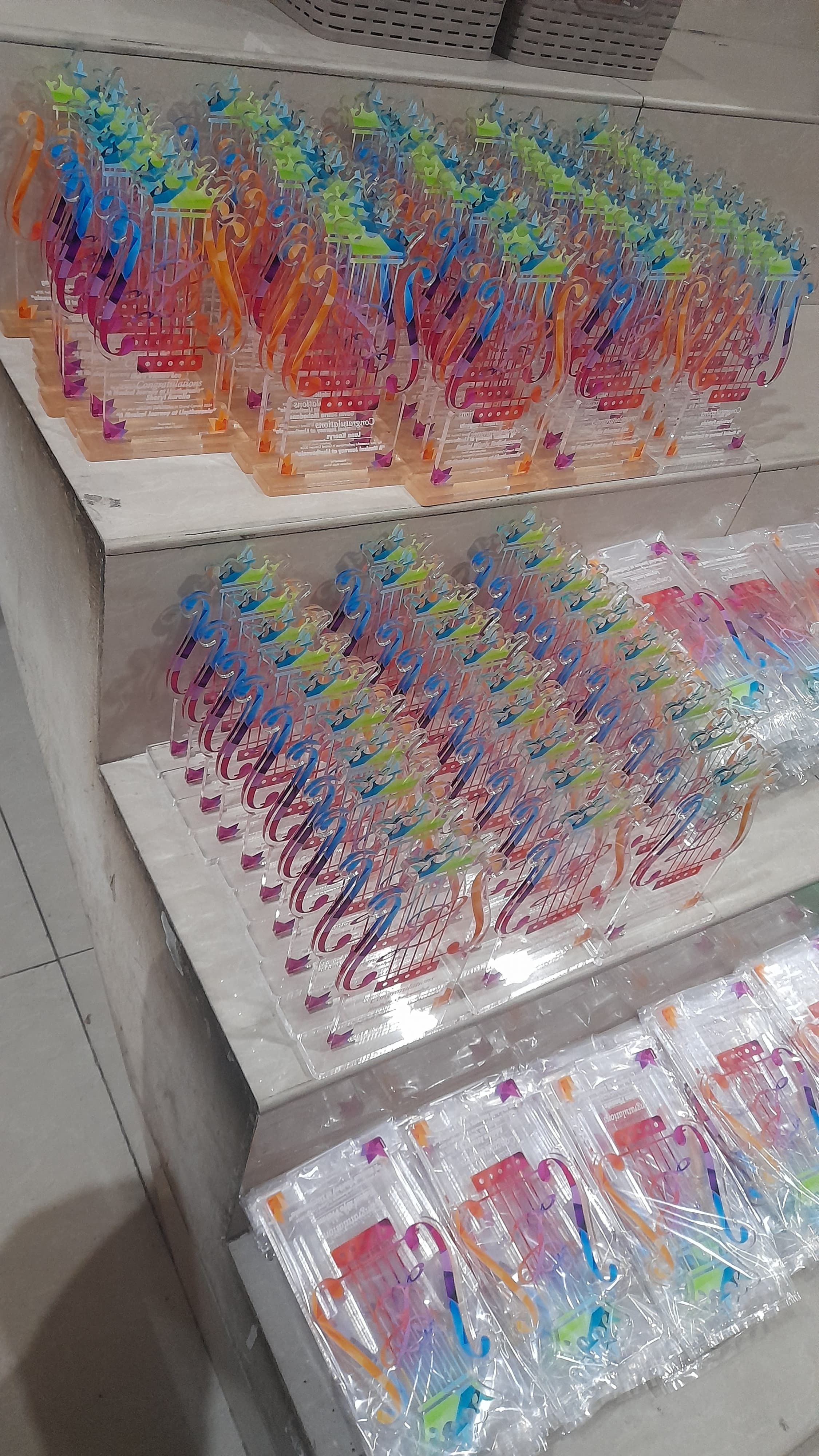 Plakat Akrilik Ketebalan 5mm detail